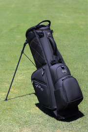 SIGNATURE STAND BAG - JET BLACK